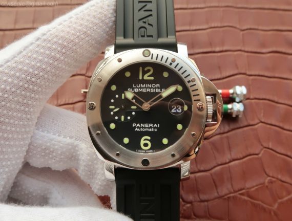 XF PAM024 Black Dial Rubber Strap A7750