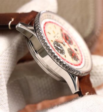 Navitimer B01 Chronograph 43 SS V9F White Dial Brown Leather Strap A7750