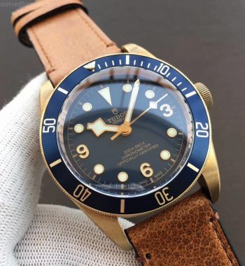 Heritage Black Bay Bronze Blue XF Edition Aged Brown Leather Strap A2824