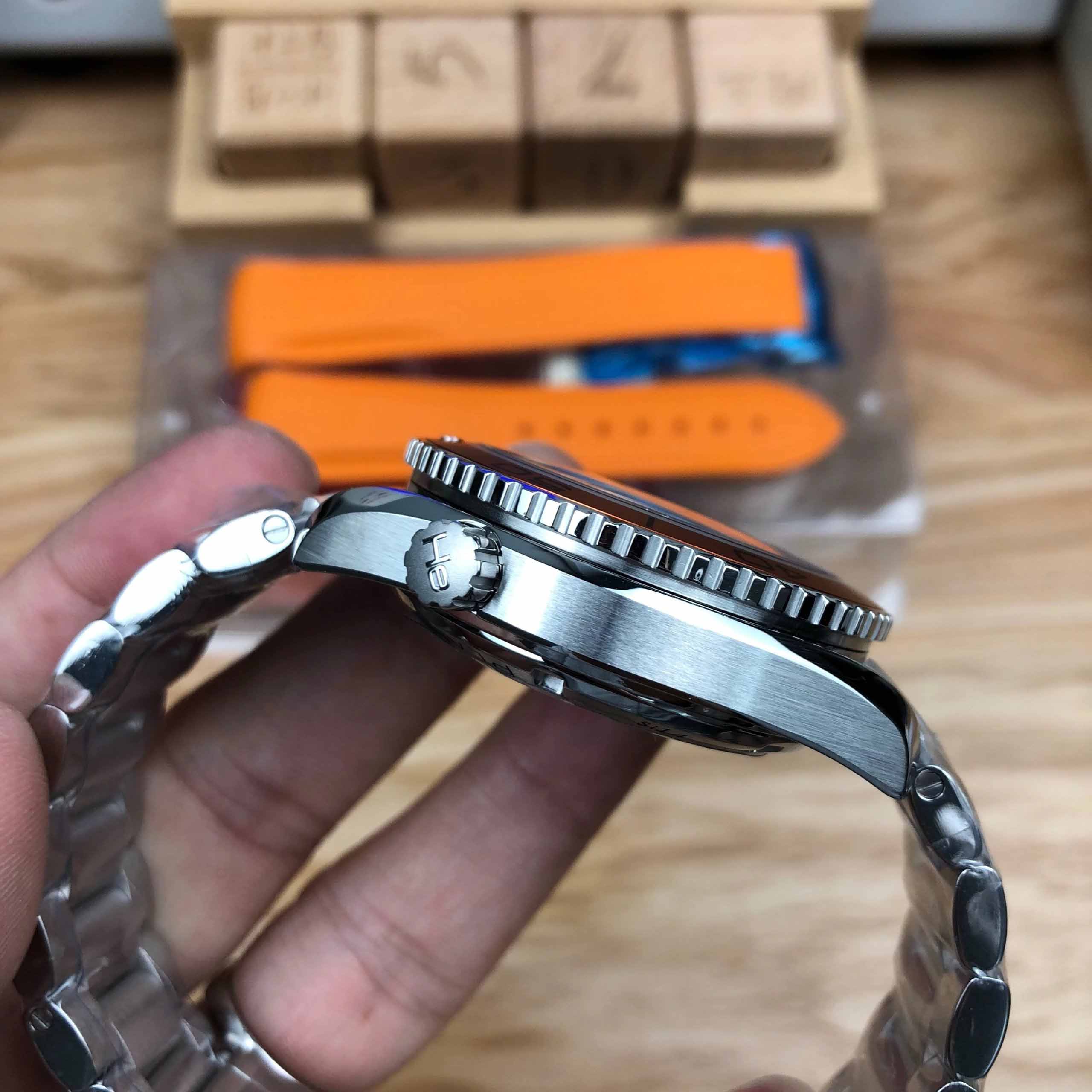 Planet Ocean Professional Orange Bezel 42mm VSF Bracelet A8500