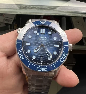 Seamaster 300 SS VSF Edition Gradient Blue Dial SS Bracelet A8808